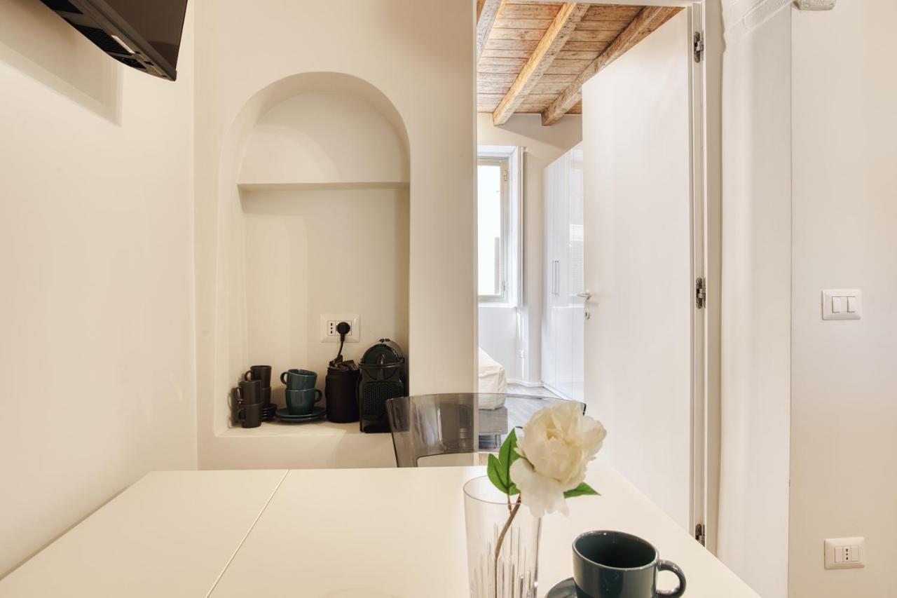Ferienwohnung Joivy Delightful 1-Bed Flat In The Centre Of Mailand Exterior foto